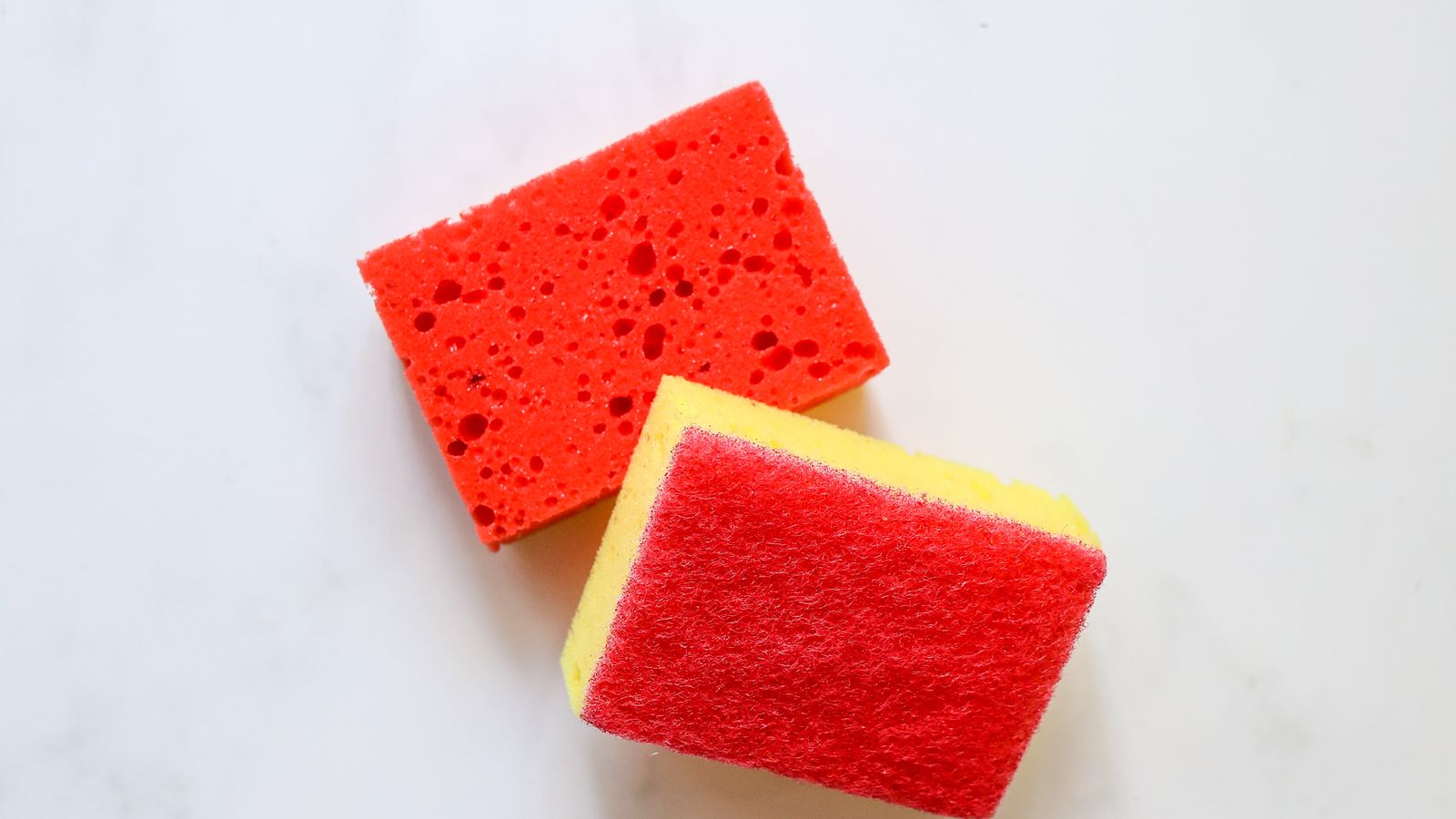 Clean kitchen accessories and sponge used for washing air fryer dehydrator racks