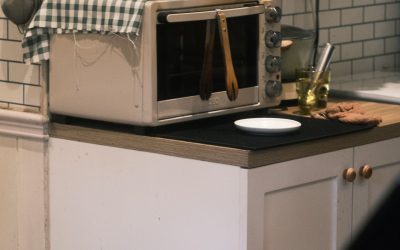 How to Shop for a Oven and Baking Setup on a Budget: Countertop Roaster, Baking Steels for Ovens, and Grease Splatter Guard